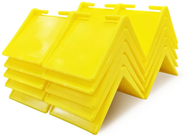 Main image of 20 Pack 2 in V Shaped Corner Edge Protectors for Flatbed, Yellow | Crack resistant plastic, fits 1 to 2 inch tie down straps, heavy duty corner guards, for flatbed trailer pallets and moving