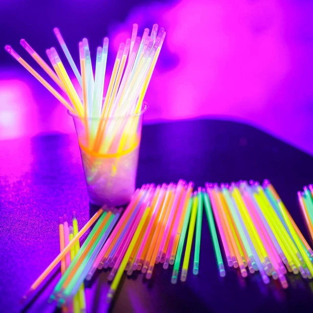 Alt view image 11 of 14 - 150 Pack 8 White Glow Sticks Bulk with 150 Connectors Neon Glow In The Dark Party favors Supplies for Holiday Birthday Party Decoration (White)