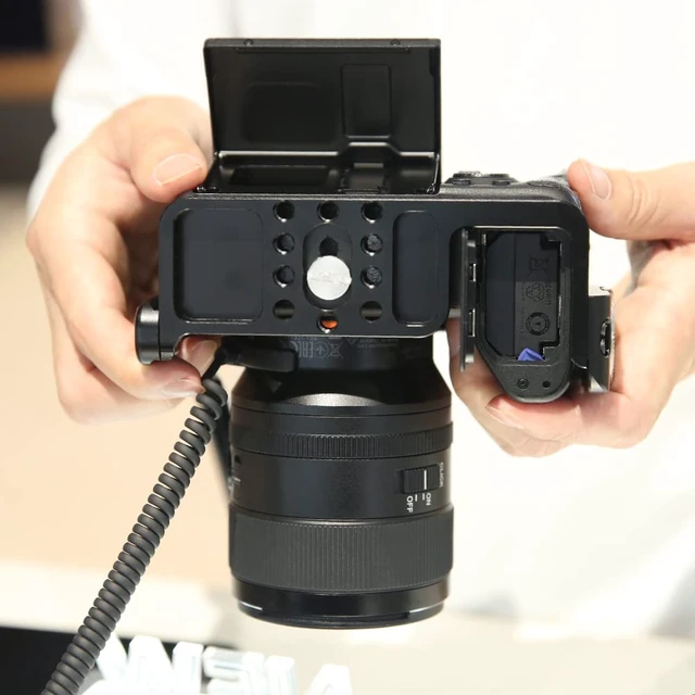 Alt view image 6 of 7 - NICEYRIG Camera Cage Kit for Sony A7RIII/ A7RIV/ A7III/ A7SIII/ A7RII- 190 | Built in Cold Shoe with Cheese Top Handle and Cable Lock HDMI Clamp for Sony A7SII/ A7II/ A9