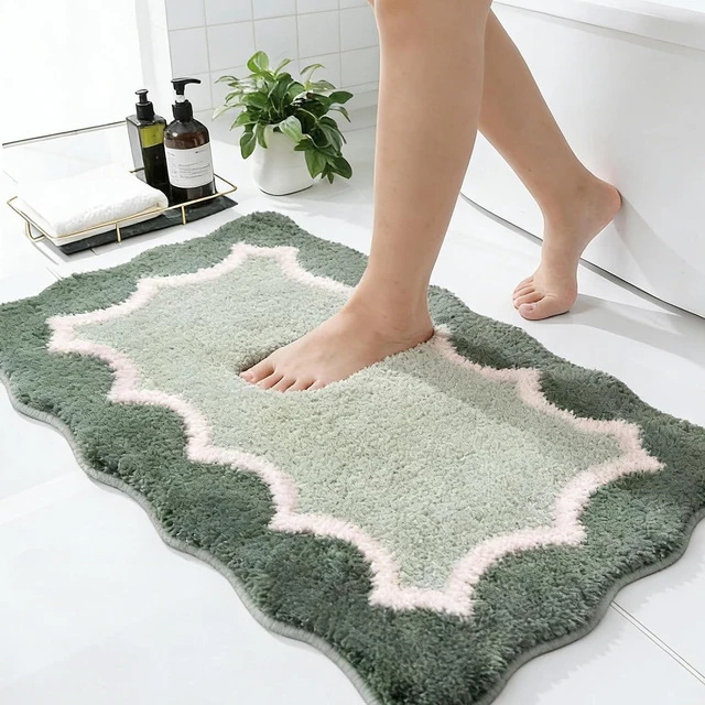 Main image of Washable Carpet for Shower Floor Bedroom, Non-Slip Absorbent Quick-Dry Plush Microfiber Bathroom Mat, Green Scalloped Edge Bath Rug