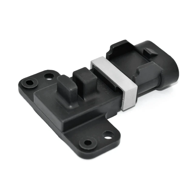 Alt view image 4 of 7 - 10490645 Camshaft Position Sensor for General Cargo