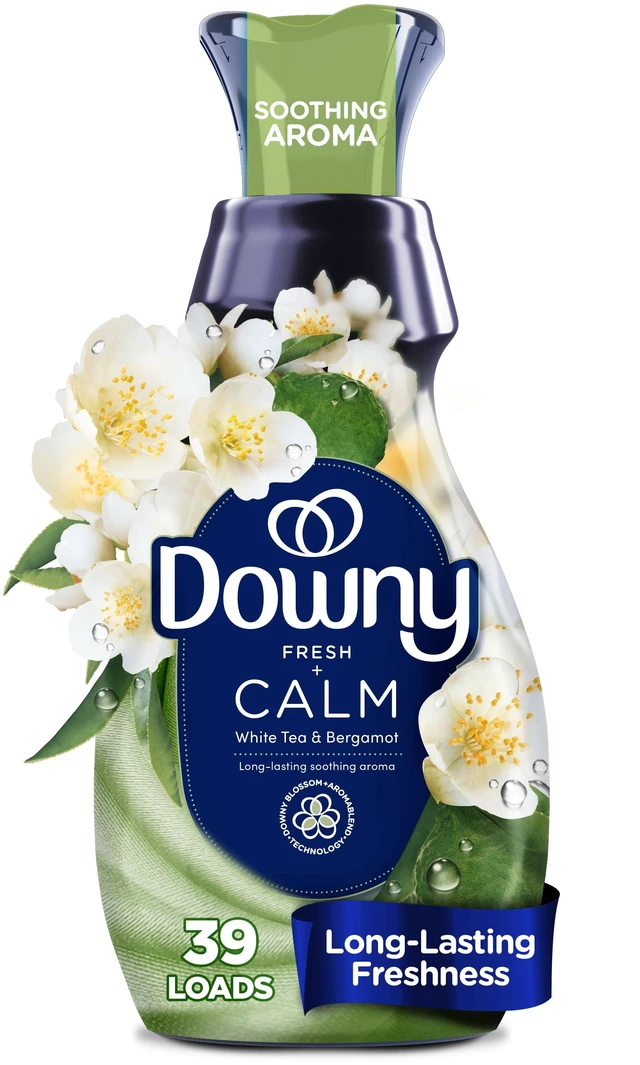 Main image of Downy Calm Liquid Fabric Softener, White Tea and Bergamot Scent, 26 fl oz, 39 Loads