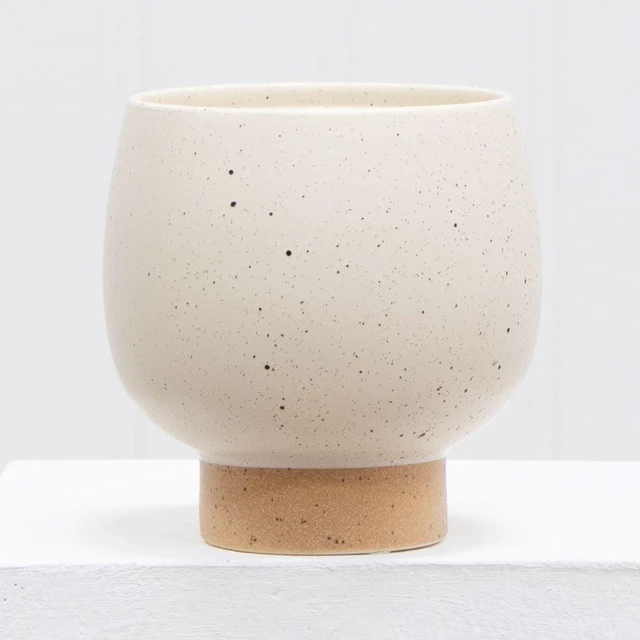 Alt view image 2 of 6 - Mainstays 5.5in Cream Speckle Ceramic Indoor Planter with Tan Base