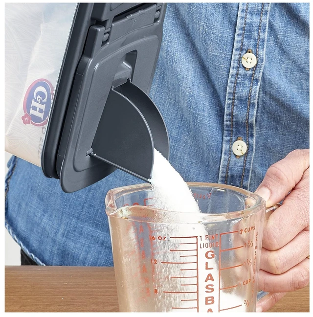 Alt view image 3 of 5 - Mainstays 3.5qt Plastic All-Purpose Food Dispenser, Clear with Gray Lid, 7.5in x 3.75in x 9.25in