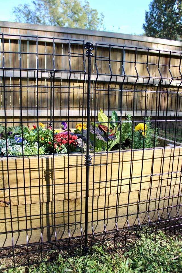 Alt view image 4 of 6 - Yardlink 43in H Small Multi-Purpose Fence Post