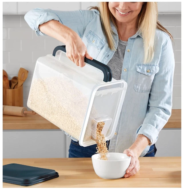 Alt view image 3 of 6 - Mainstays Plastic Food Storage Canister with Lid, Handle and Pour Spout, 46 Cups, Clear/Gray, 11.55 in x 7.8 in x 13.25 in