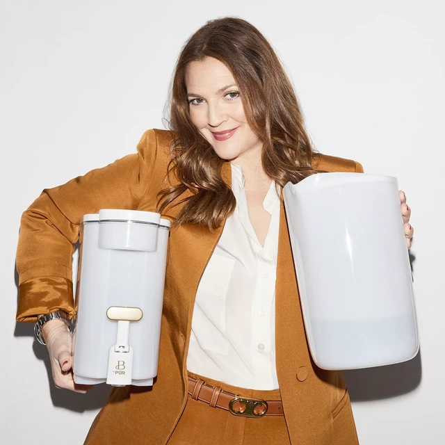 Alt view image 3 of 6 - Beautiful by PUR 30 Cup Dispenser Pitcher Water Filtration System, White Icing (PDS1820W)