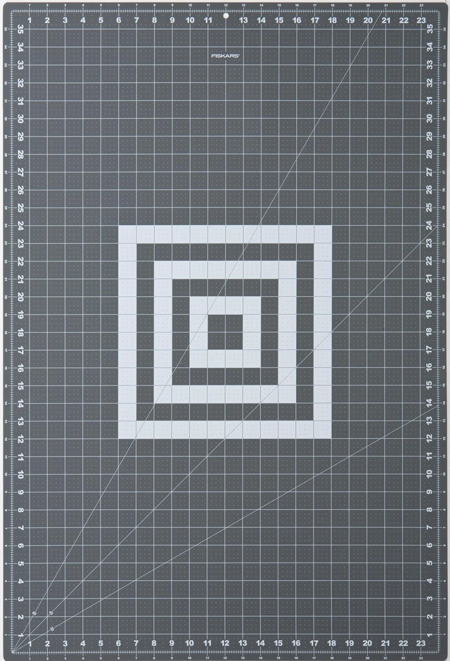 Main image of Fiskars 24" x 36" Self-Healing Double-Sided Cutting Mat, Gray and White