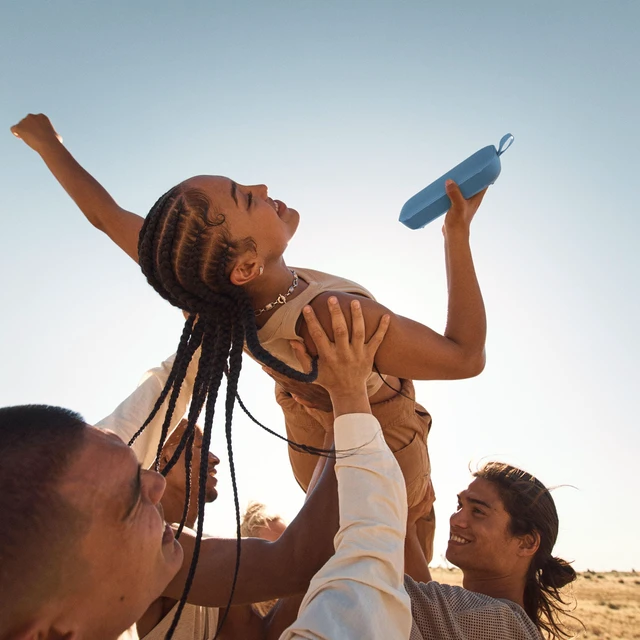Alt view image 3 of 7 - SoundLink Flex Bluetooth Speaker (2nd Gen) - Portable Outdoor Speaker with Hi-Fi Audio, Waterproof and Dustproof, USB-C, Up to 12 Hours Battery Life, Blue Dusk