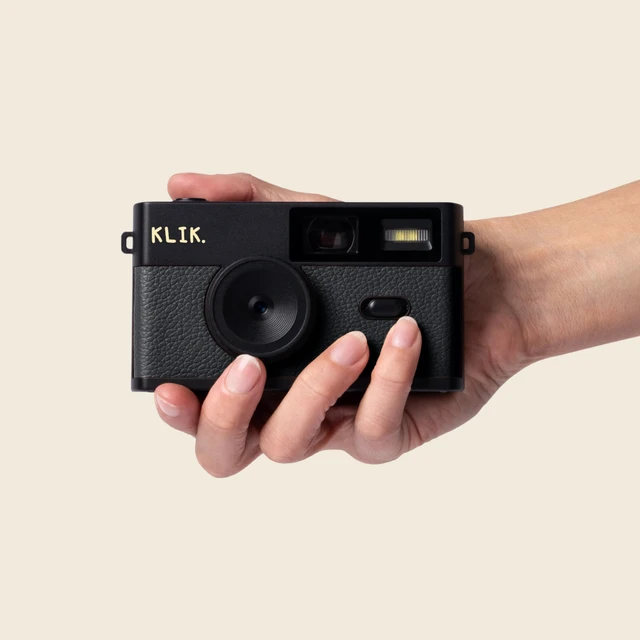 Alt view image 6 of 7 - Klik Screen-Free Digital Camera | Stay Present & Capture Retro Photos | 3 Vintage Film-Style Filters, 500 Shots Per Charge, Built-in Flash, USB-C Photo Transfer, Rechargeable (Black)