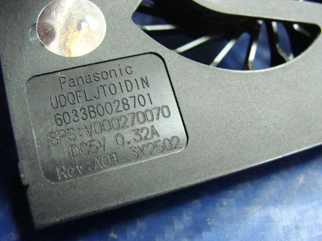 Alt view image 3 of 5 - Cpu cooling fan for Toshiba Satellite C55Dt-A5305 15.6 inches V000270070