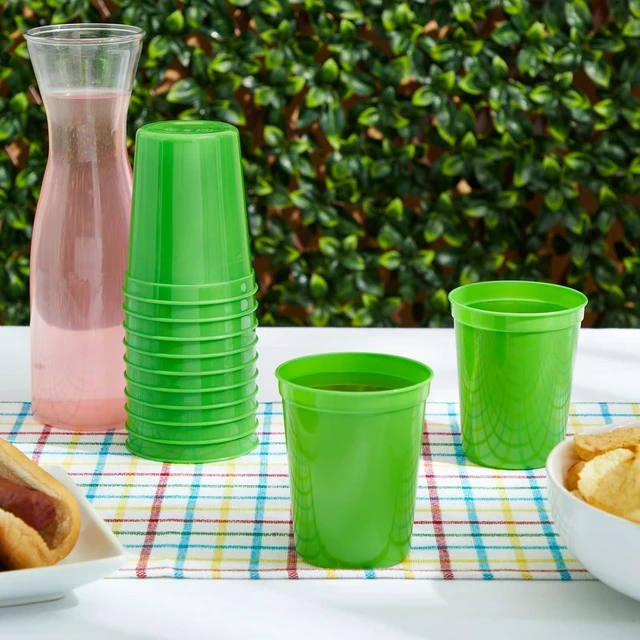 Alt view image 8 of 12 - BLUE PANDA 16 Oz Lime Green Stadium Cups - Plastic Cups Reusable & Dishwasher Safe - Party Favor Tumblers & Green Plastic Cup - 24 Count