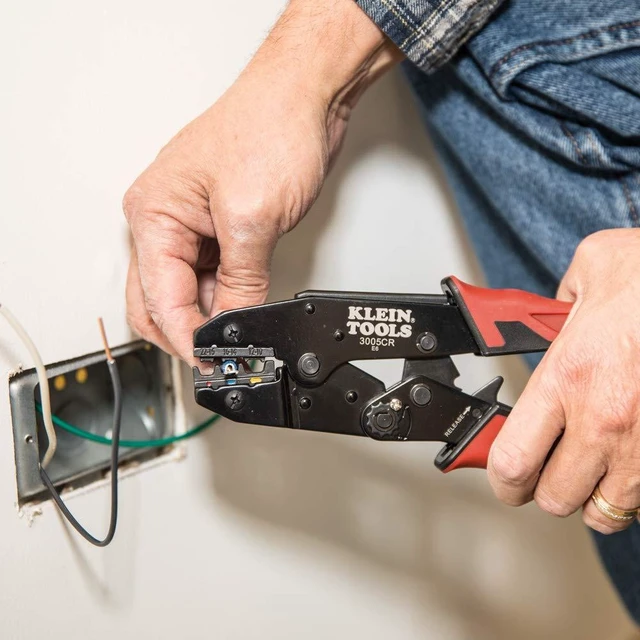 Alt view image 12 of 14 - 3005CR Wire Crimper Tool, Ratcheting Insulated Terminal Crimper for 10 to 22 AWG Wire