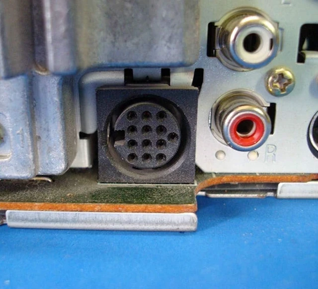 Alt view image 10 of 10 - YONGJIANGXIA CD Change Cable Replacement for Kenwood Tuner Brain Box Hideaway Unit 13-PIN Din Cable KVT 911DVD 910DVD 5 Meters Long