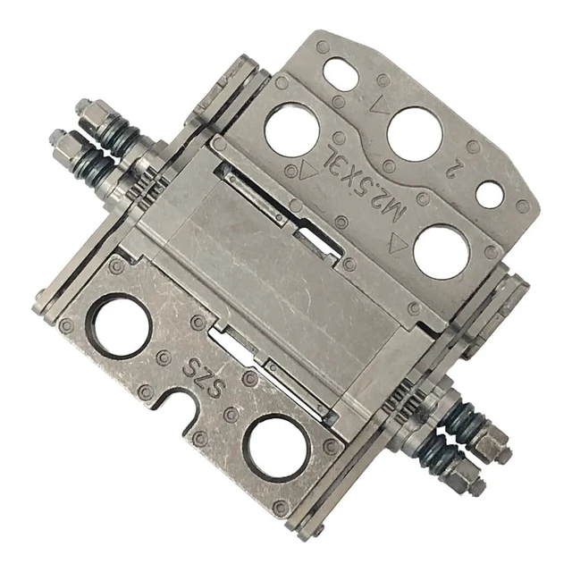 Alt view image 5 of 8 - Zahara L&R Left & Right LCD Screen Hinge Bracket Replacement for DELL 18 Area-51 AA18250 N6T6J