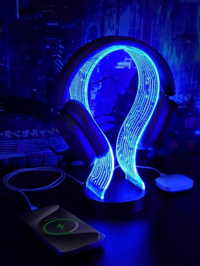 Main image of Light Up Headphone Stand with 16 Color Lights PCB Pattern Acrylic Headset Stand with 1 USB & 1 Type-C Port, Gift for Gamers, DJ & Music Lovers