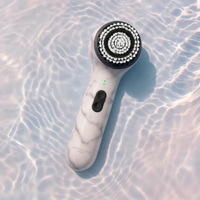 Alt view image 3 of 4 - Beauty Soniclear Replacement Face Brush Head All Skin Types | with Antimicrobial Protected Bristles - Compatible with the Soniclear Elite and Soniclear