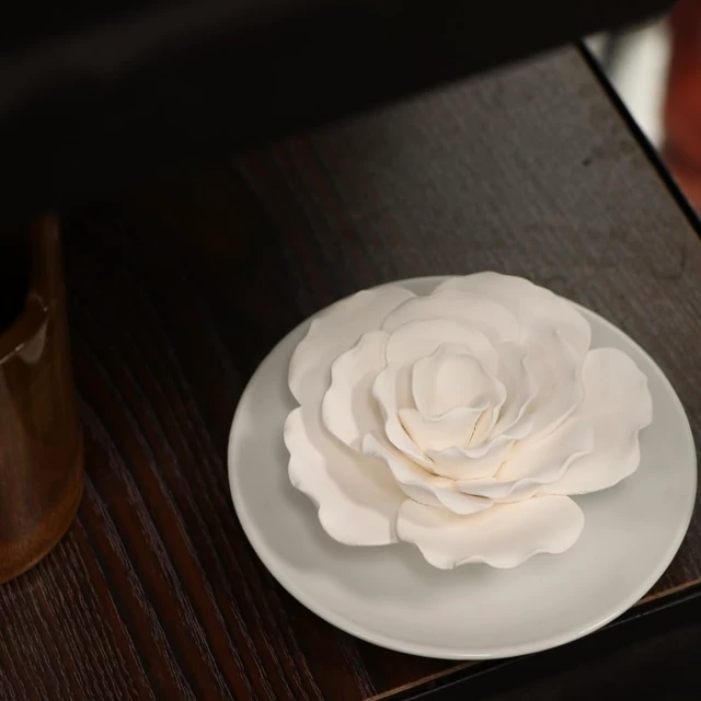 Alt view image 5 of 6 - Passive Diffuser for Essential Oil-Ceramic Diffuser Non Electric Oil Diffusers for Small Mini Room, Desk Decorative, Bathroom (White Hibiscus)