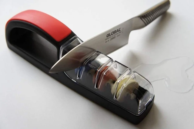 Alt view image 2 of 5 - 3 Sharpener Black/Red