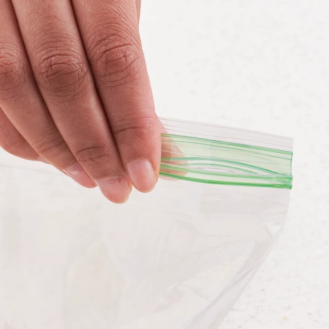 Alt view image 4 of 6 - Great Value Double Zipper Sandwich Bags 300 Count