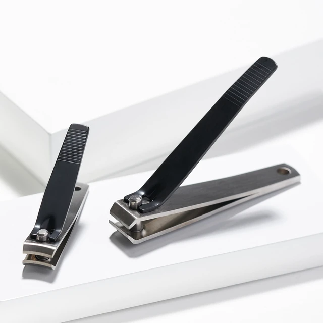 Alt view image 2 of 6 - Tweezerman Combo Clipper Set