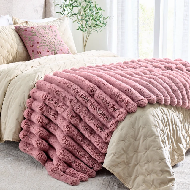 Alt view image 2 of 5 - Better Homes & Gardens Violet Gem Channel Faux Fur Throw, 50x72in