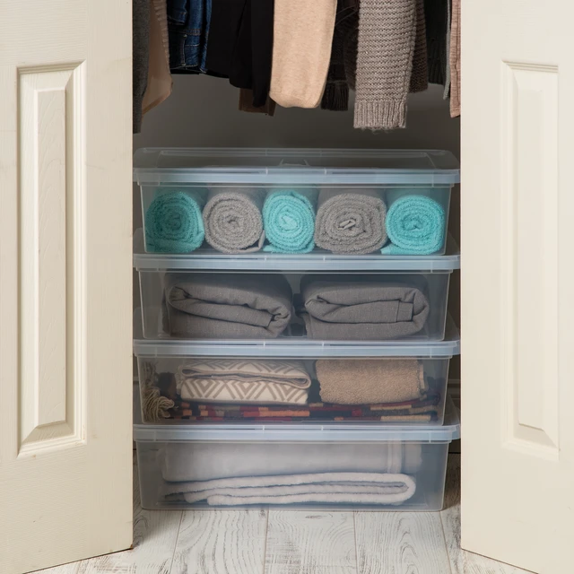 Alt view image 4 of 5 - IRIS 28Qt Plastic Stackable Storage Bin with Latching Lid