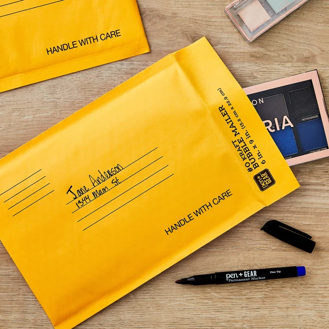 Alt view image 2 of 5 - Pen+Gear #0 Self-Sealing Kraft Bubble Mailers Padded Envelopes 6" x 9" 15 Pack