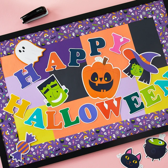 Alt view image 4 of 6 - Pen+Gear Holiday Bulletin Board Decoration Kit, 135 Pieces