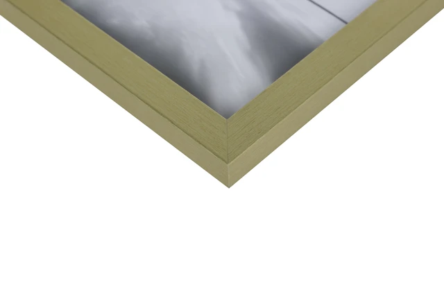 Alt view image 5 of 5 - Mainstays 5 x 7 Gold Linear Picture Frame