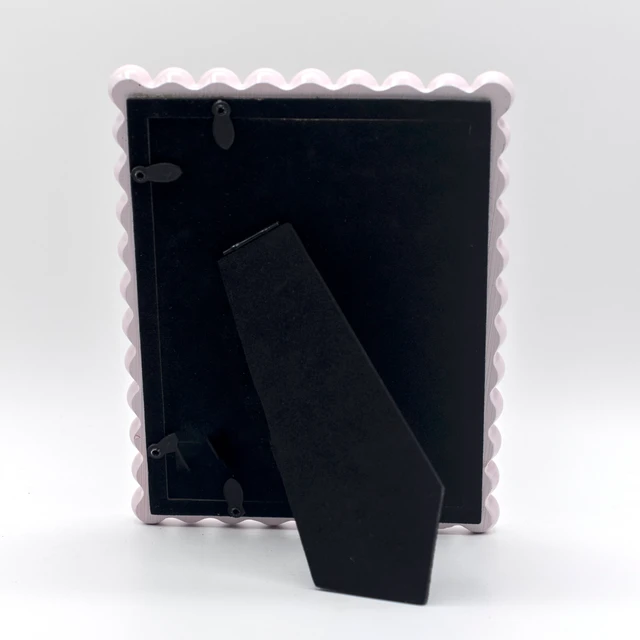 Alt view image 3 of 5 - OneDesign Home 4X6 Glossy Blush Beaded Resin Tabletop Picture Frame