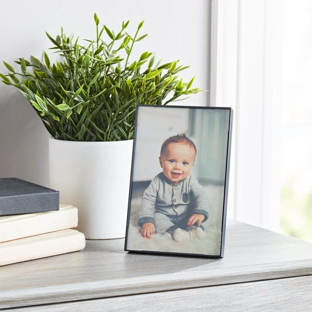 Alt view image 4 of 5 - Mainstays 4x6 Black Front-Loading Picture Frame, 8 Pack, for Wall or Tabletop