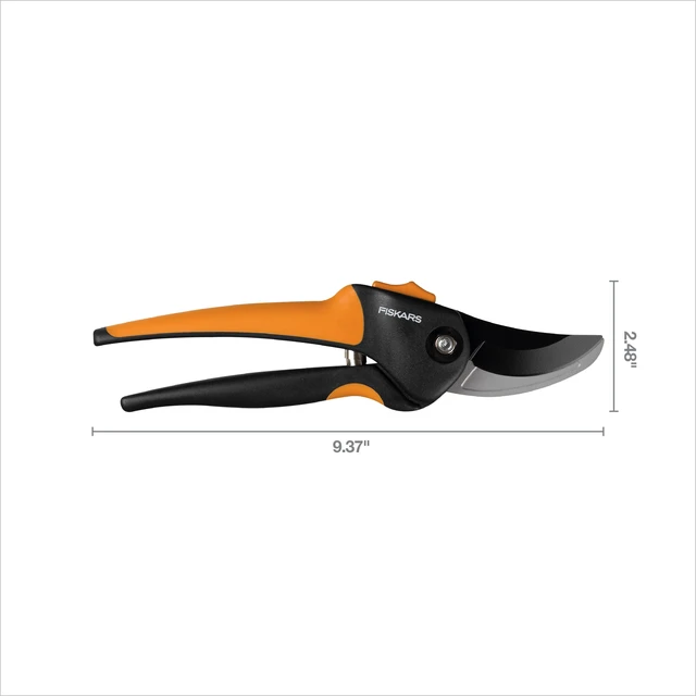 Alt view image 3 of 6 - Fiskars SoftGrip 9Inch Bypass Pruner with Precision-Ground Steel Blades, 3/4Inch Cut Capacity