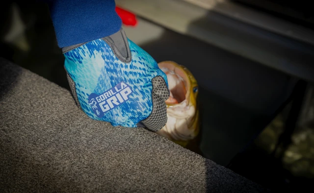 Alt view image 5 of 6 - Gorilla Grip High Performance Fingerless Gloves, Blue Shatter, Heavy Duty Lycra, XL, Unisex, 1 Pair