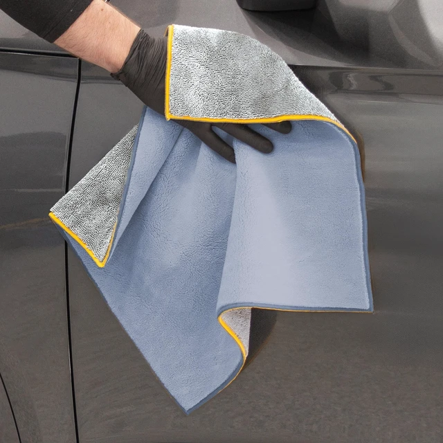 Alt view image 5 of 6 - Platinum Series Pro Spec 18x18 Inch Twisted Terry Coral Fleece Microfiber Car Cleaning Towels, 2 Pack