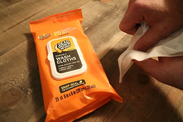 Alt view image 3 of 6 - Dead Down Wind Field Wash Cloths with Snap Closure Value Pack 25 Count