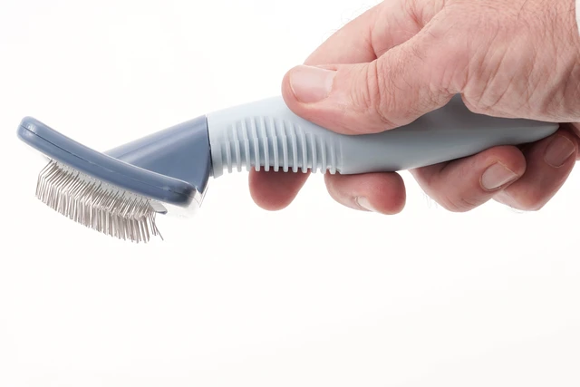 Alt view image 3 of 6 - Vibrant Life Cat Small Slicker Brush