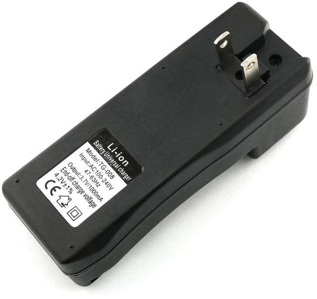 Alt view image 3 of 5 - 4.2V Dual-Slot Flashlight Charger for 18650 Li-ion Batteries - US Plug