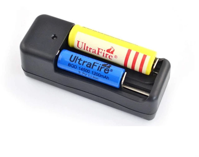 Alt view image 4 of 5 - 4.2V Dual-Slot Flashlight Charger for 18650 Li-ion Batteries - US Plug