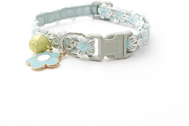 Main image of Colorful Lace Flower Cat Collar with Bell Decoration and Adjustable Tag, Polyester Pet Collar for Small Dogs and Cats, Cute Accessory