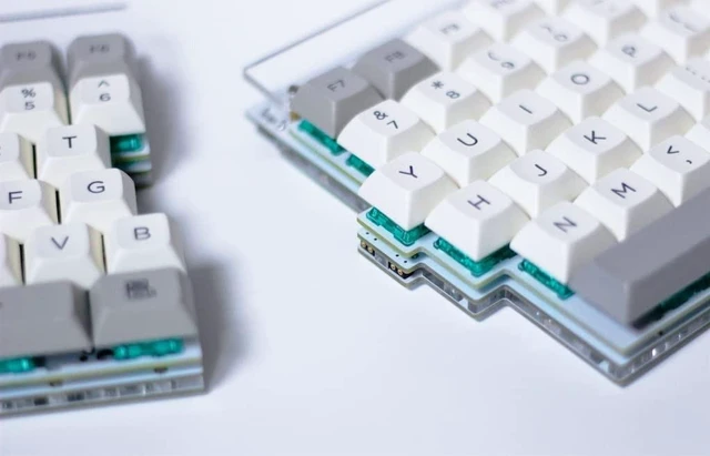Alt view image 7 of 10 - nullbits SNAP 75% Mechanical Keyboard Kit (White)