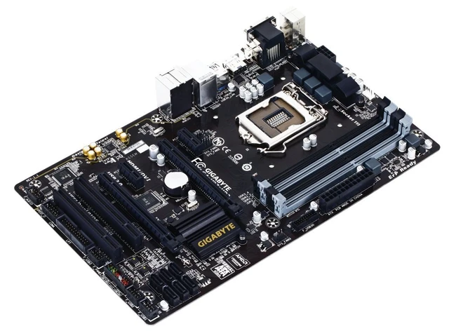 Alt view image 2 of 4 - Gigabyte LGA 1150 H97 HDMI SATA 6Gb/s USB 3.0 ATX Intel Motherboard GA-H97-HD3