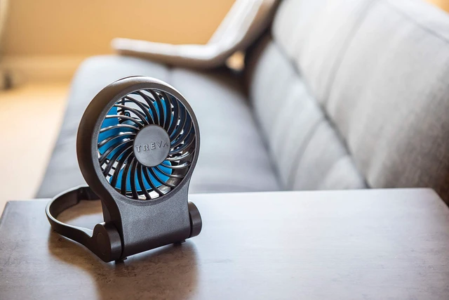 Alt view image 5 of 7 - Treva 3.5 02COOL Mini USB Portable Desk Fan (2 PACK), Black/Blue, 2 Units