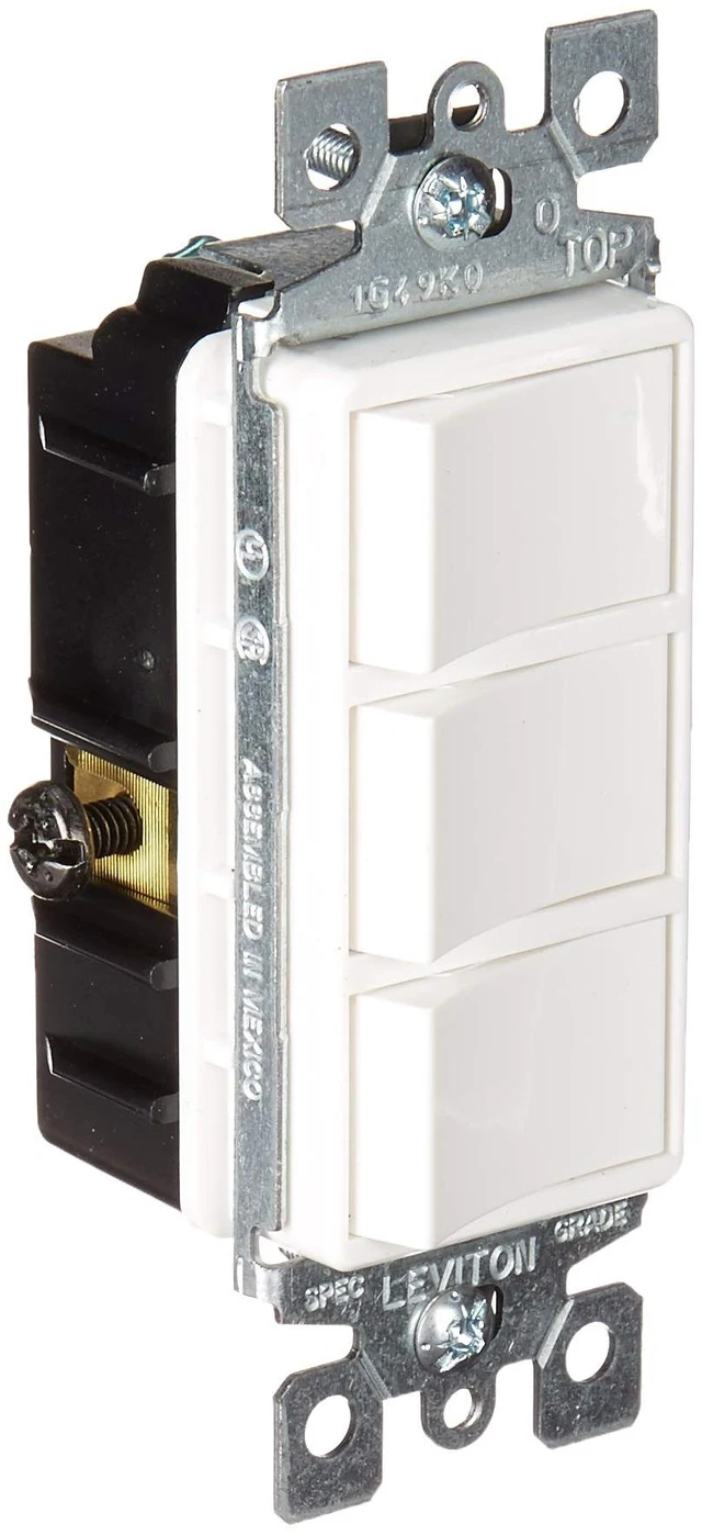 Main image of Leviton 15 Amp, 120 Volt, Decora Single-Pole, AC Combination Switch, Commercial Grade, Non-Grounded, 1755-W, White