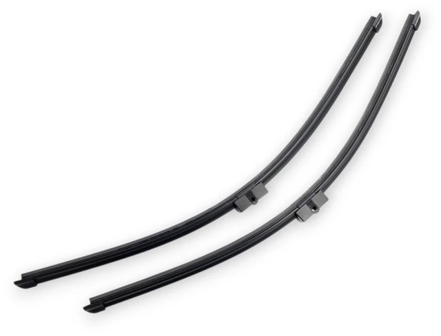 Main image of Silbak Wiper Blade compatible with Audi TT Roadster 2003-2006, Front Set of Two, Driver Side 21 in (530 mm), Passenger Side 21 in (530 mm)