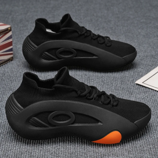 Alt view image 7 of 7 - New summer high-end men's shoes, trendy and versatile, with mesh upper, breathable and thick sole, suitable for teenagers' running, sports and casual wear.