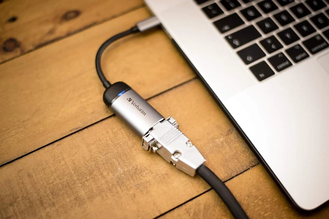 Alt view image 3 of 5 - Verbatim USB-C to VGA Adapter - USB 3.1 GEN 1/VGA 10 cm Cable, W125625523 (3.1 GEN 1/VGA 10 cm Cable 49145, 0.01 m, USB Type-C, VGA (D-Sub), Male, Female, Right)