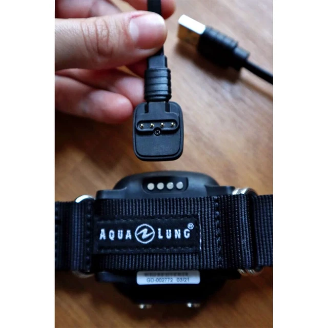 Alt view image 4 of 4 - Aqualung I330R Charging Cable With Adaptor Black/Black