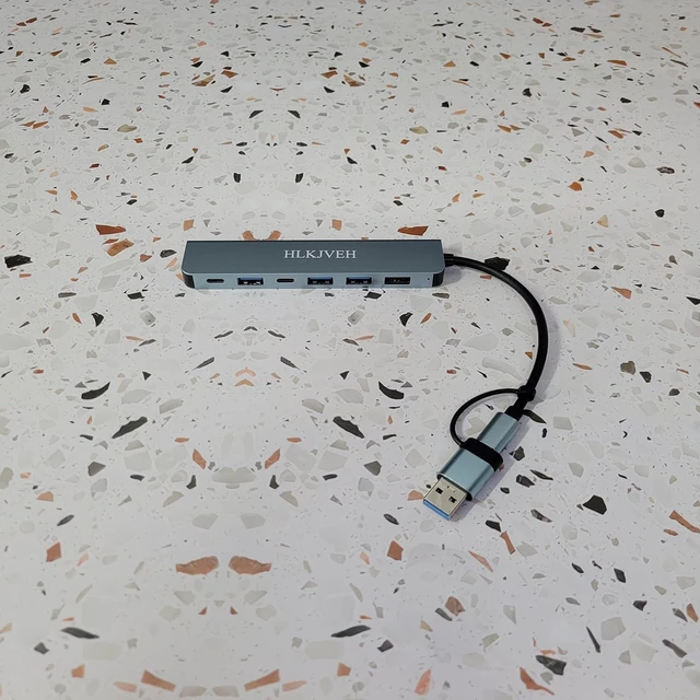 Main image of HLKJVEH Electronic hubs for Connecting Portable Electronic Devices, Tablet Computers in an Automobile,Multi-Port Expansion Design