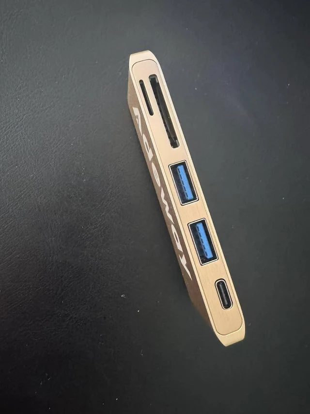 Alt view image 2 of 7 - Adeway USB-C Hub Adapter with Dual USB 3.0, SD and MicroSD - Gold